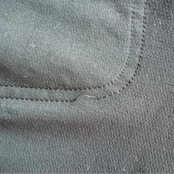 Athleta Black Athletic Shorts Women’s 6 Elastic Waist Drawstring Casual - Picture 4 of 6